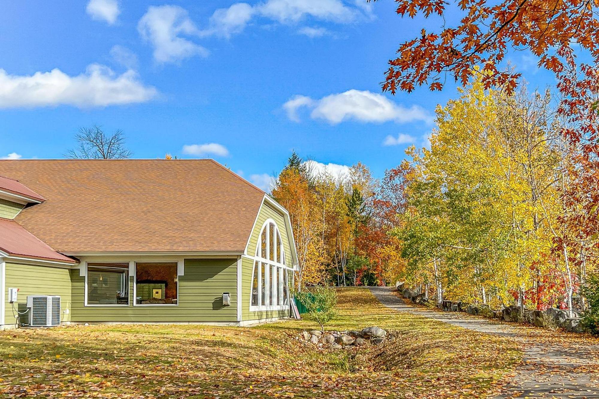 Autumn Colors Condo At Rivergreen Линкълн Екстериор снимка